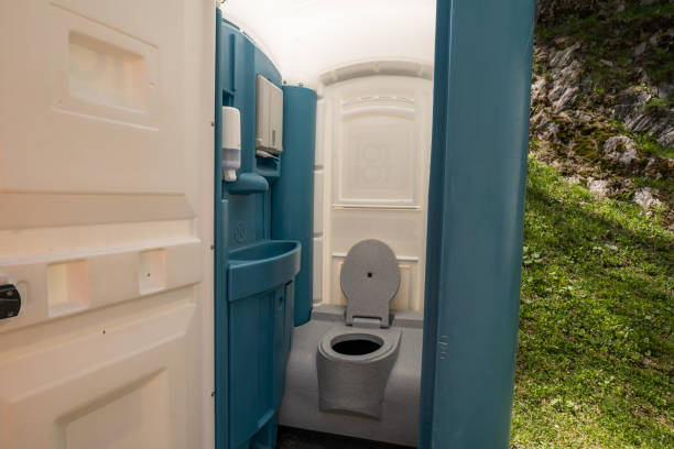 Best Emergency porta potty rental  in Versailles, IN